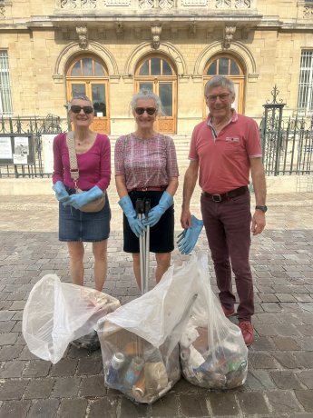 Photo de ramassage de déchets