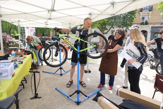 photo de l'atelier de réparation de vélos
