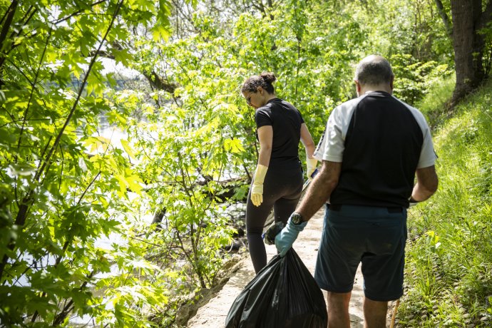photo de ramassage de déchets