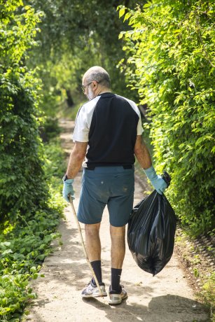 photo de ramassage de déchets