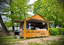 Tombola de Noël à "La cabane" aux Fontaines du Parc
